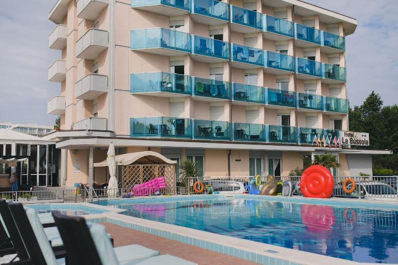 Hotel La Bussola Lido di Jesolo Exterior photo