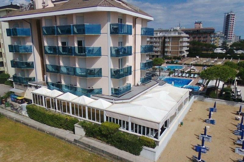 Hotel La Bussola Lido di Jesolo Exterior photo